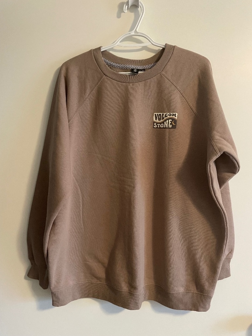 NWOT Volcom Stone Boyfriend Crew Sweatshirt Concrete Long Sleeve Round Neck M